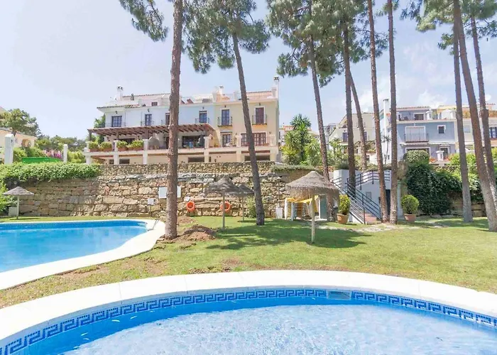 Large Townhouse Marbella Golden Mile