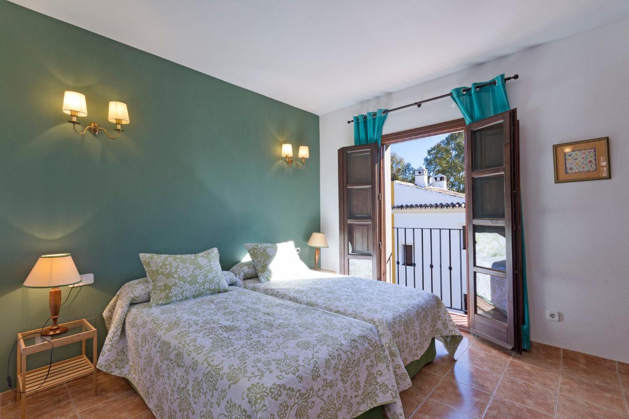 Large Townhouse Golden Mile * Marbella